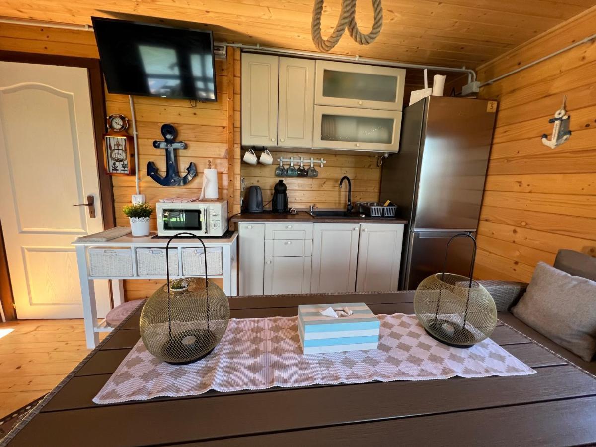 Holiday Bicaz Bungalows On The Lake Esterno foto