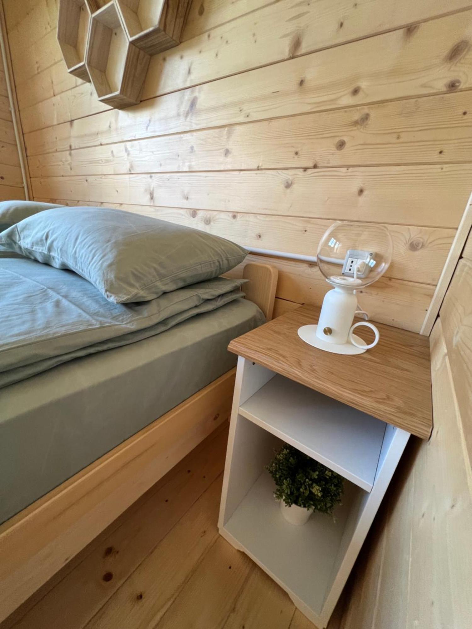 Holiday Bicaz Bungalows On The Lake Esterno foto
