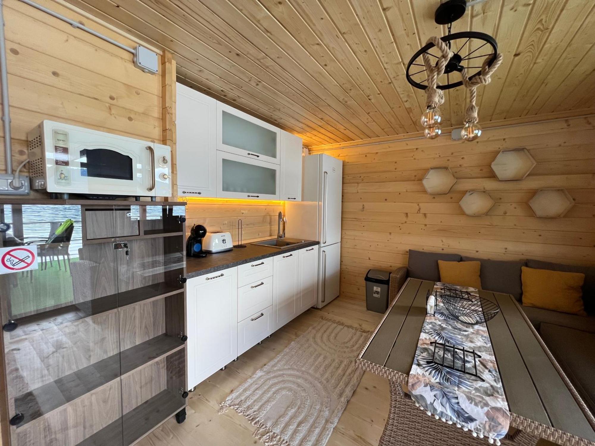Holiday Bicaz Bungalows On The Lake Esterno foto