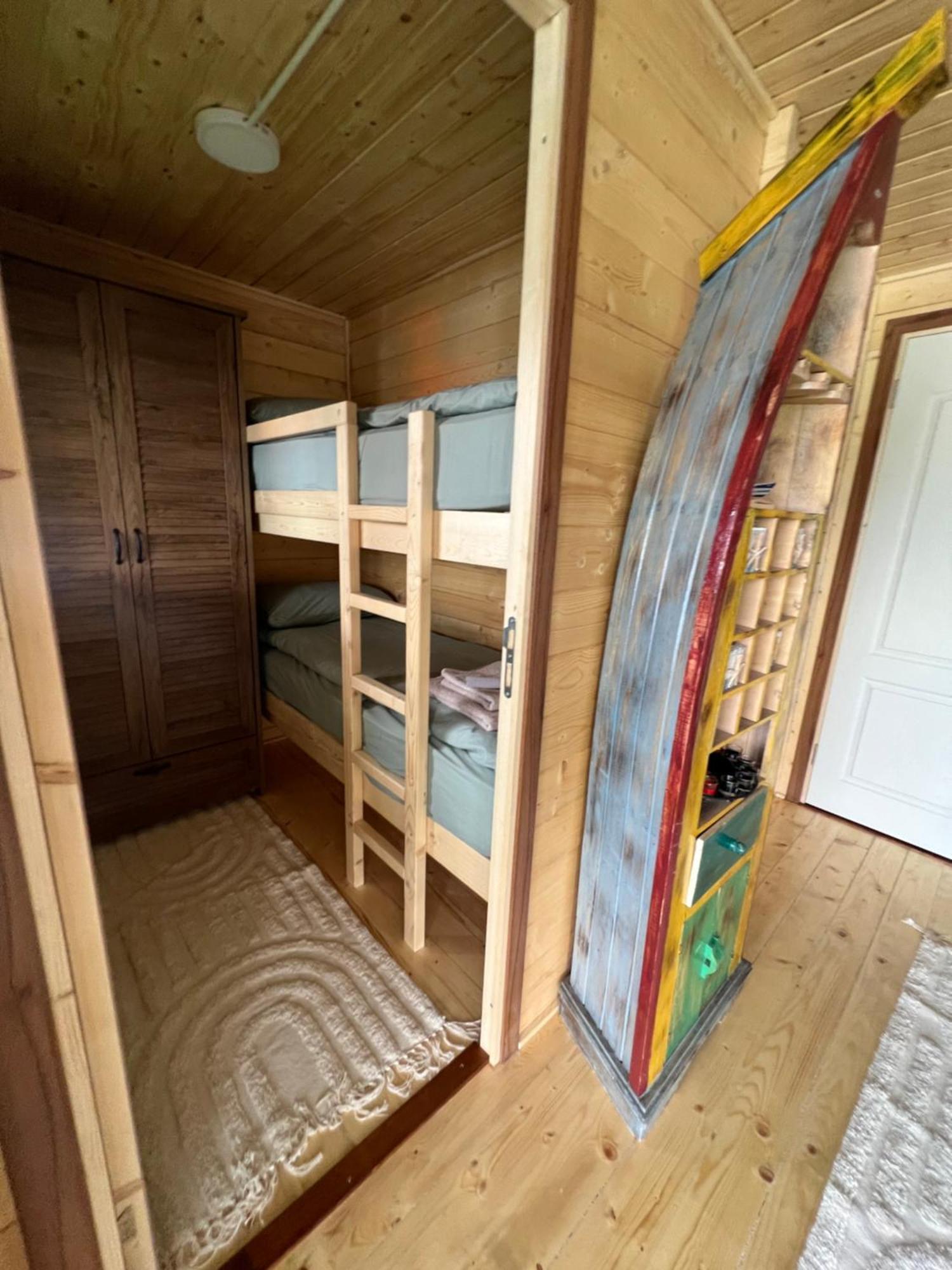 Holiday Bicaz Bungalows On The Lake Esterno foto