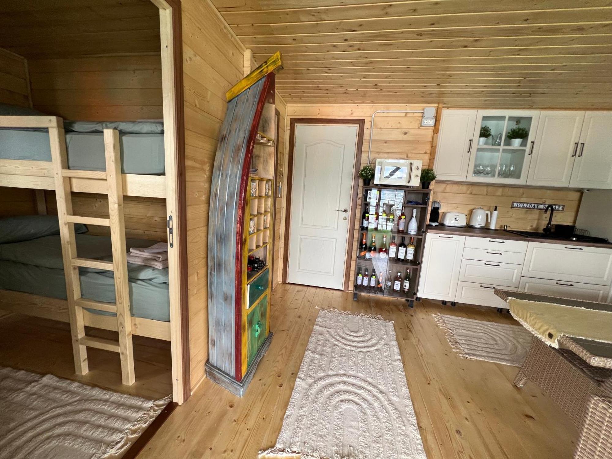 Holiday Bicaz Bungalows On The Lake Esterno foto